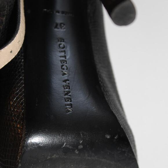 Bottega veneta embossed platform pumps - Picture 5 of 5